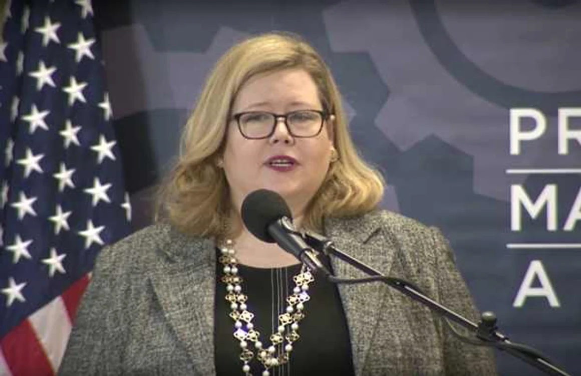 Directoarea Serviciilor Generale ale Administraţiei americane (GSA), Emily Murphy