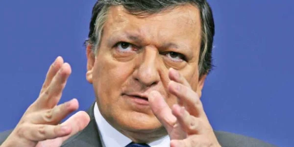 Jose Manuel Barroso, şeful Comisiei Europene, este prezent la Bucureşti