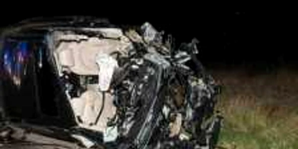 Limuzina de 100.000 de euro a lui Finuţu după teribilul accident (sursa foto: Facebook / Filip Enache)