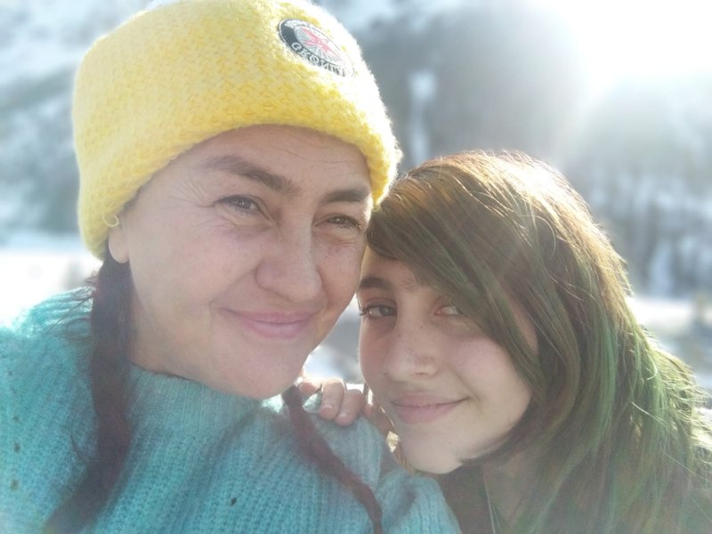 Cum i-a spus Rona Hartner fiicei sale că urmează să moară: „Am plâns împreună“