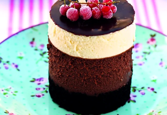 
    Arată atat de apetisant incat abia astepti sa-l gusticlickpoftabuna  