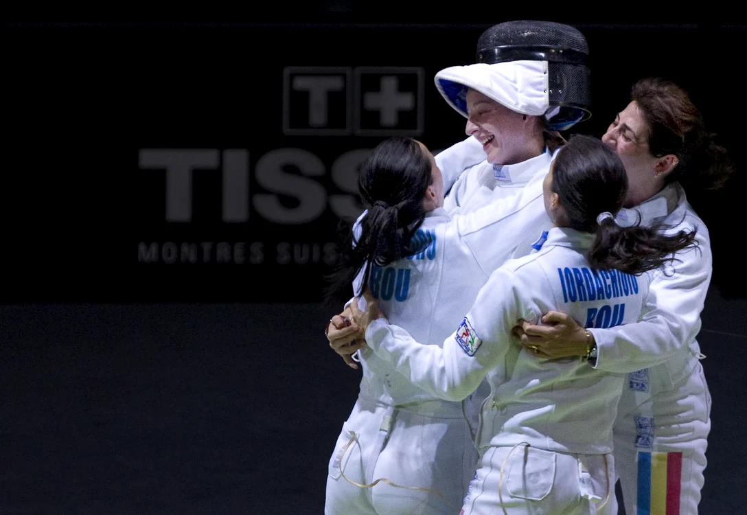 Spadasinele României au câștigat titlul mondial la Paris