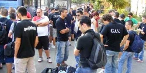 Timişoara: Fanii lui "Poli" au plecat spre Germania