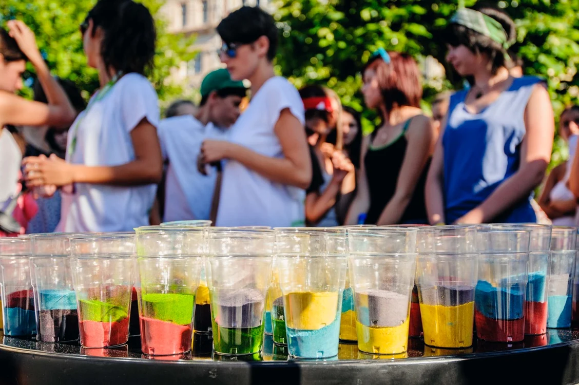 bataie cu culori cluj
