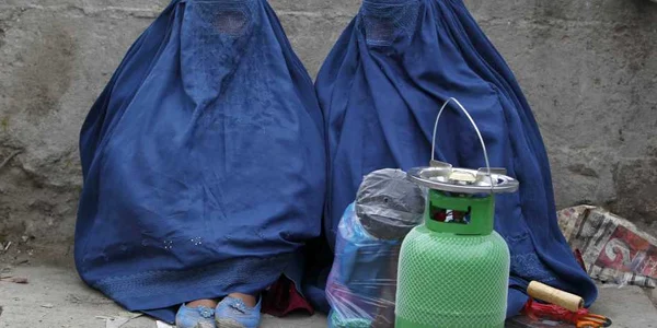 femei afganistan REUTERS