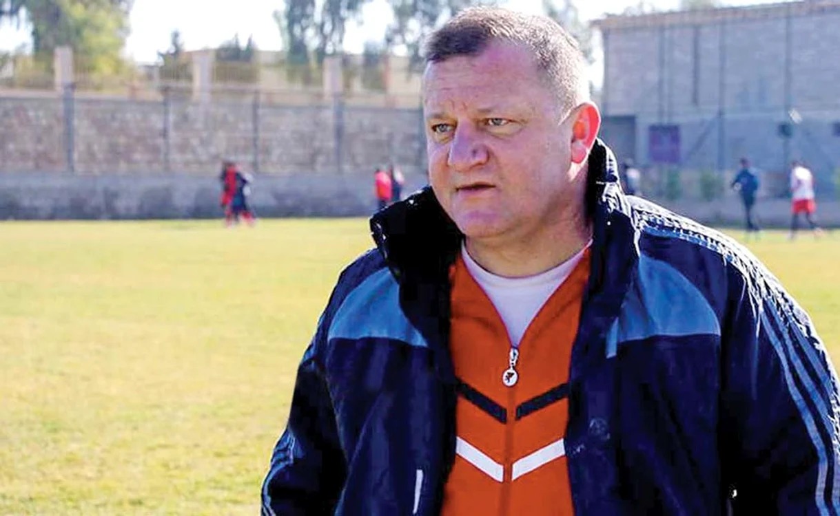 
    Dorinel Munteanu  