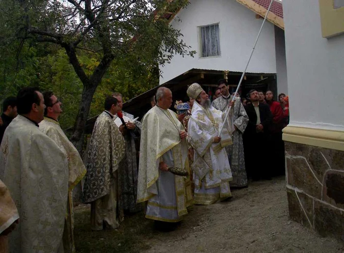 Biserica din satul Radoși a fost resfințită