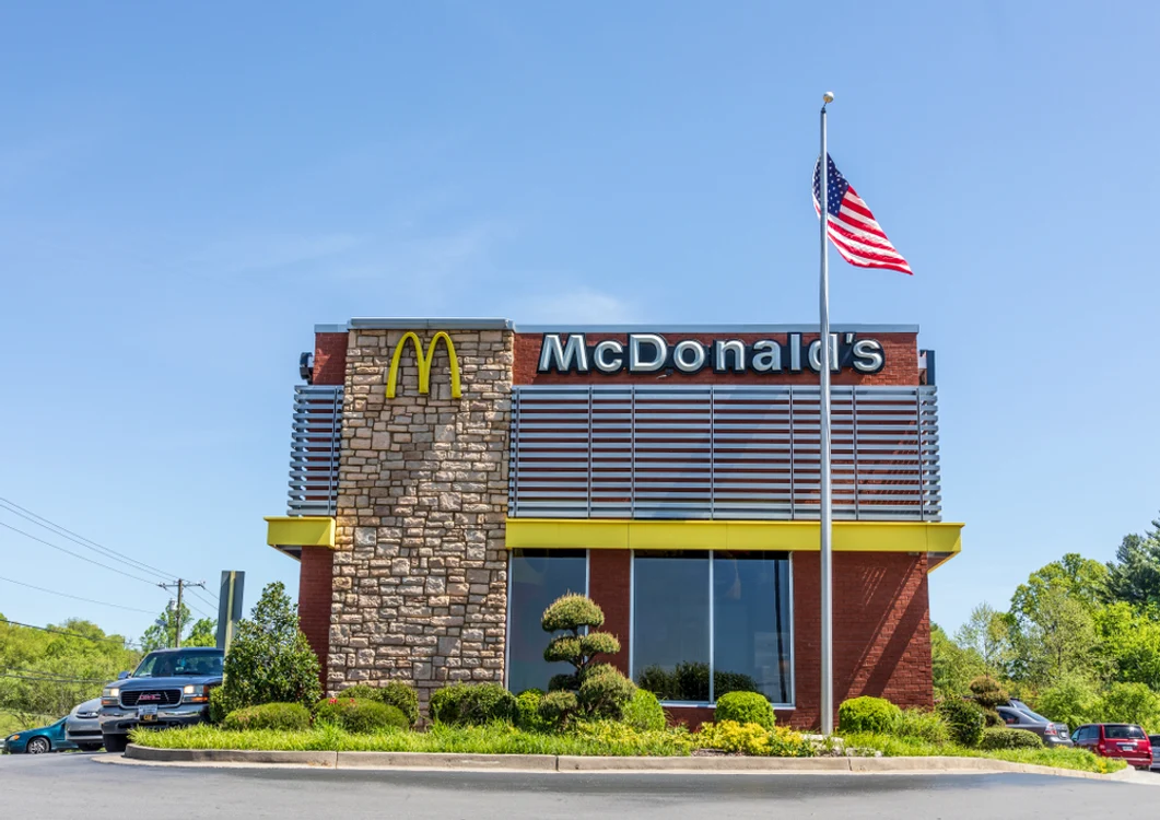 Restaurant McDonald’s în SUA Foto Shutterstock