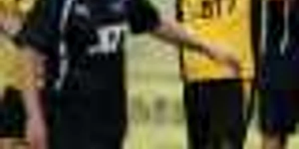 Gheorghe Hagi va intra din nou pe terenul de fotbal