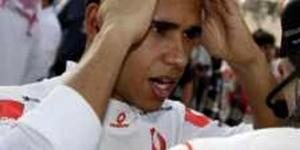 Lewis Hamilton abia aşteaptă să-l înfrunte pe Schimi pe pistă