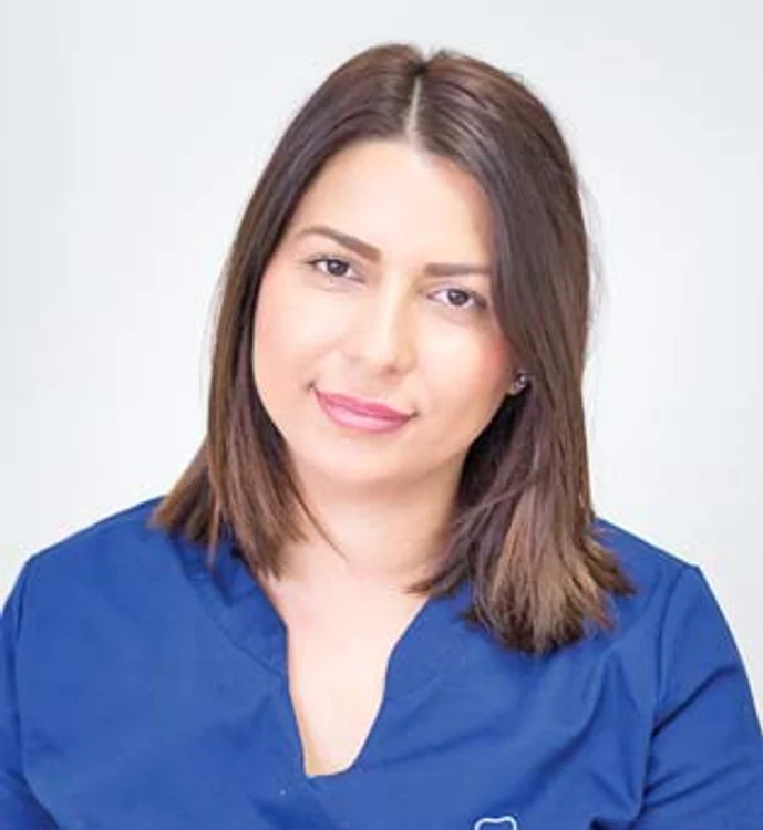Dr. Andreea Catrina