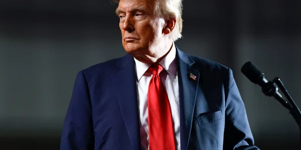 trump 2 foto facebook jpg
