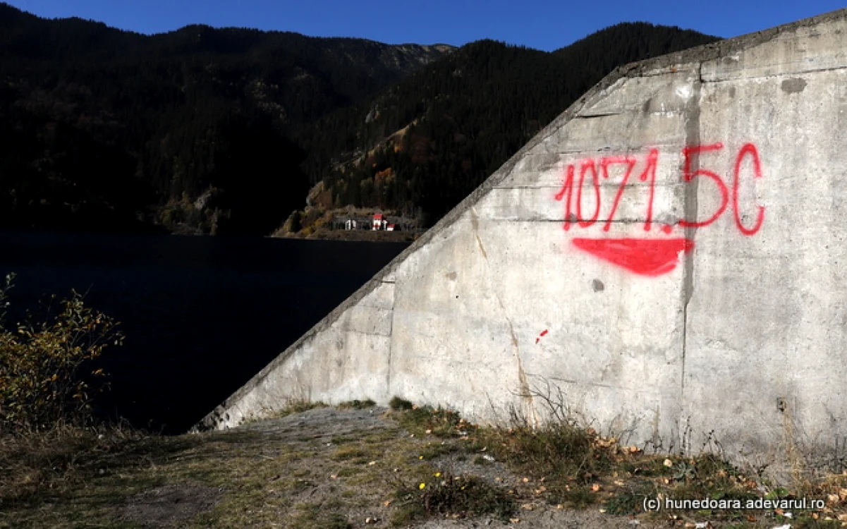 lacul gura apelor foto daniel guţă adevarul