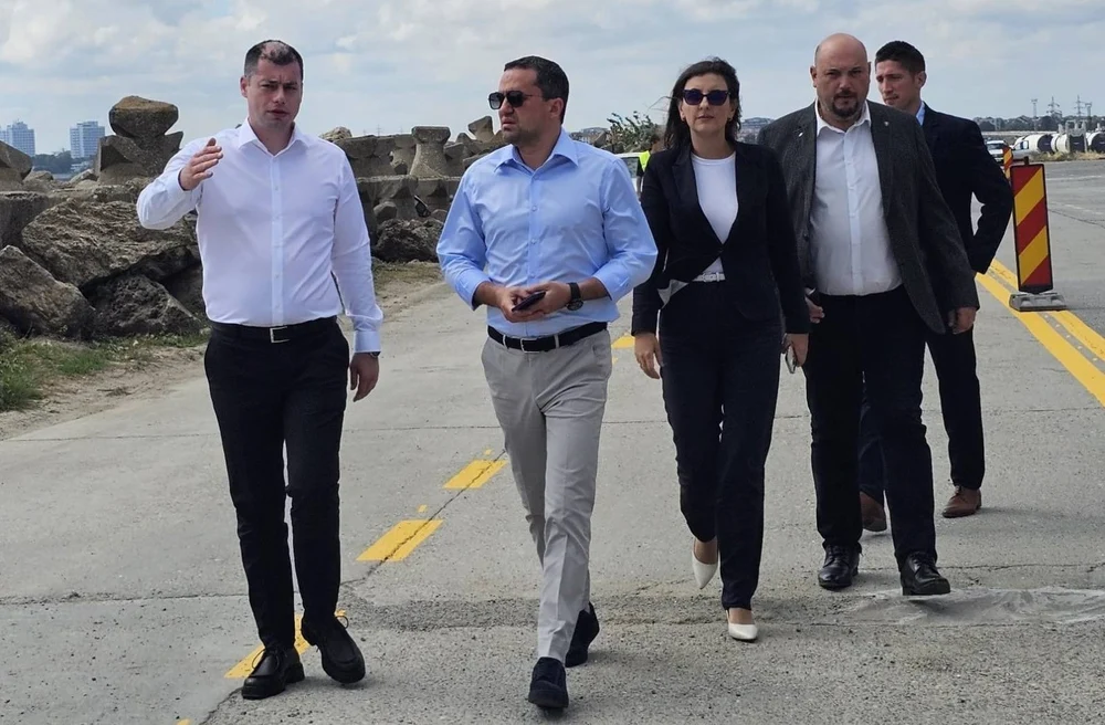 Ministrul Transporturilor anunță finalizarea extinderii drumului spre digul de sud din Portul Constanța și demararea altor lucrări de modernizare