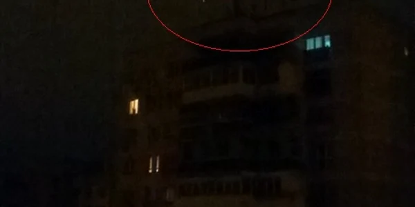 lumini ciudate