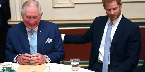 Regele Charles și Prințul Harry 2 jpg