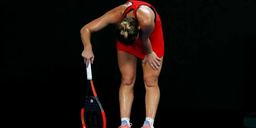 Simona Halep obosită la Australian Open 2018 FOTO Guliver / Getty Images / Scott Barbour