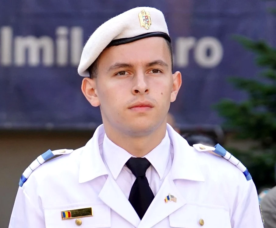 Tânărul absolvent va ajunge în SUA FOTO Colegiul Militar „Mihai Viteazul”