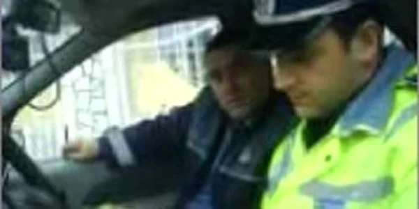 Poliţiştii ar putea opri lucrul timp de 24 de ore