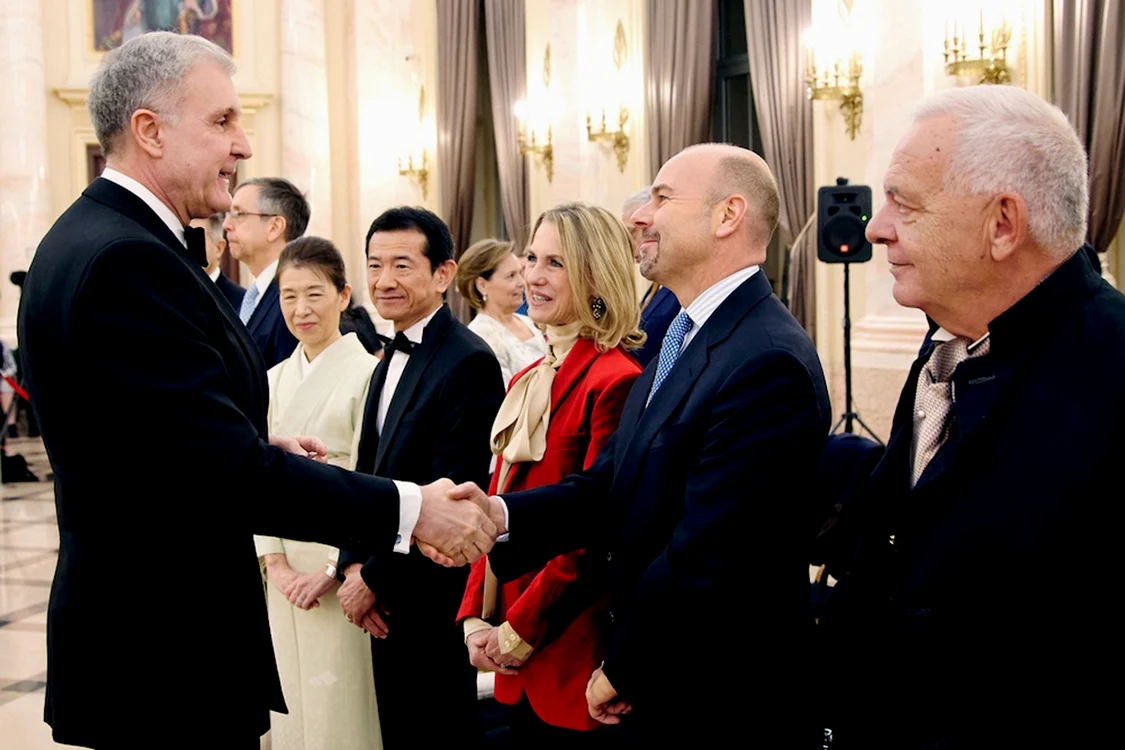 Printipele Radu la seara Corpului Diplomatic la Palatul Regal   Daniel Angelescu, Casa Majetatii Sale (3) jpeg