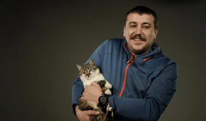 Motanul Syrsky, iubitor de brânză și vânător de șoareci