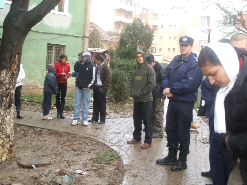 Poliţiştii au intervenit pentru a verifica acuzaţiile