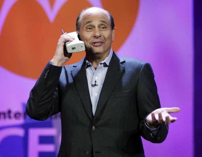 Primul telefon mobil din lume FOTO Getty Images