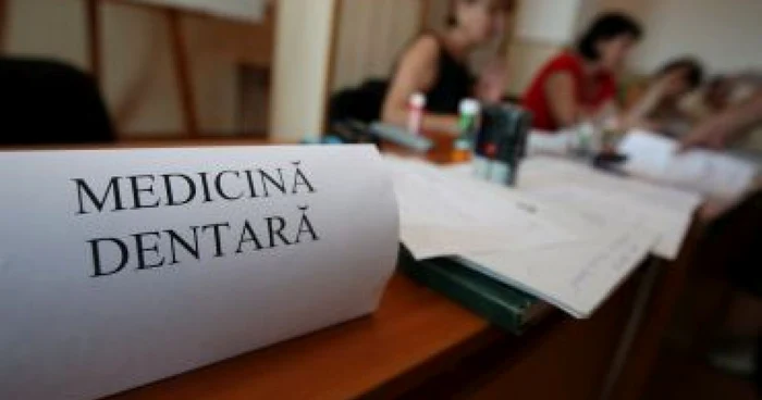Craiova: UMF păstrează tradiţia şi nu renunţă la examenul de admitere