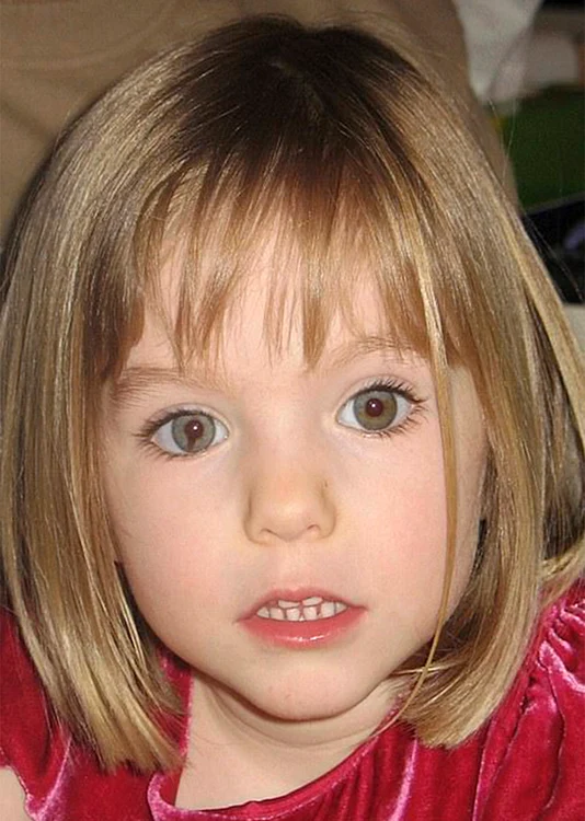 
    Madeleine McCann (3 ani)  