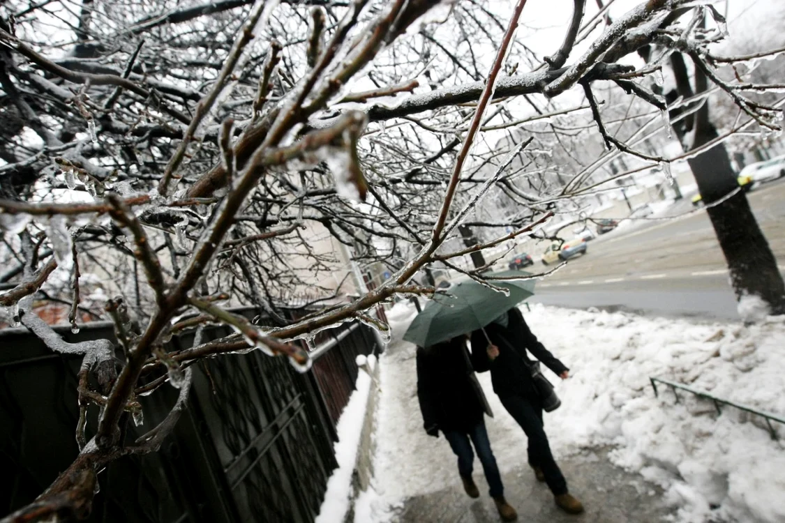 Joi, 5 februarie, va ploua în aproape toată țara/FOTO: Adevărul