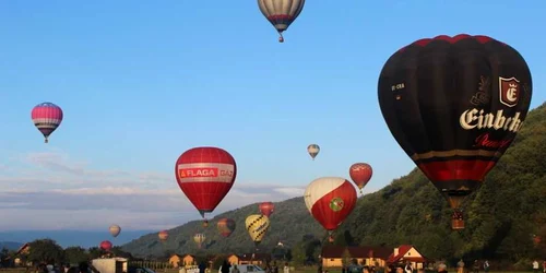 parada baloanelor cu aer cald foto paradabaloanelor.ro