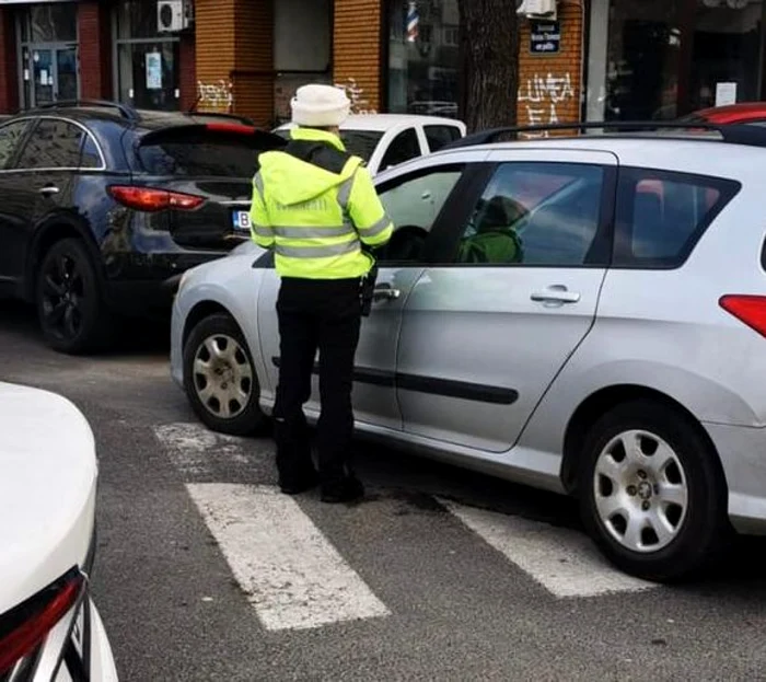 Primăria Sector 1: Poliţiştii locali acţionează în permanenţă în vederea fluidizării traficului rutier Foto: Primăria Sector 1