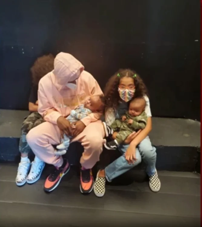 12 nick cannon fiul lui zen a murit de cancer la creier 10 gemenii monroe si morrocon ai lui mariah carey jpg jpeg