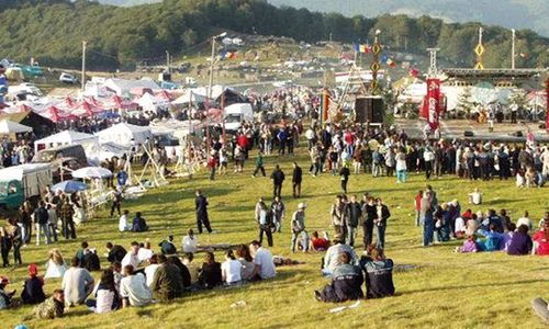 Din cauza vremii nefavorabile, se anulează Târgul de Fete de pe Muntele Găina  jpeg