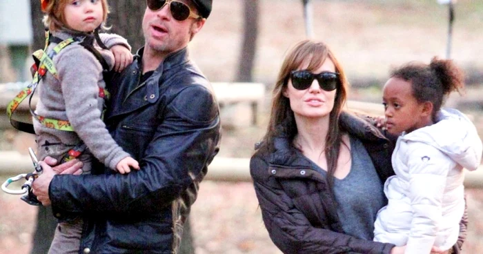 Brad Pitt şi Angelina Jolie, împreună cu Pax, Zahara şi Shiloh FOTO: Shutterstock