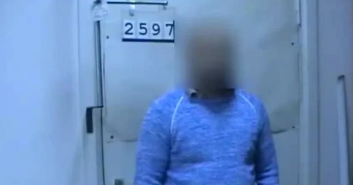 Proxenetul își racola victimele de pe rețelele de socializare