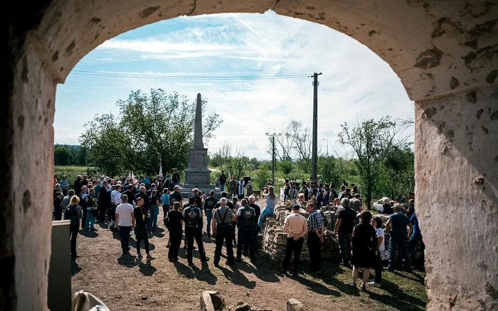 Monumentul de la Simeria. Foto Budai Honvédek. Facebook