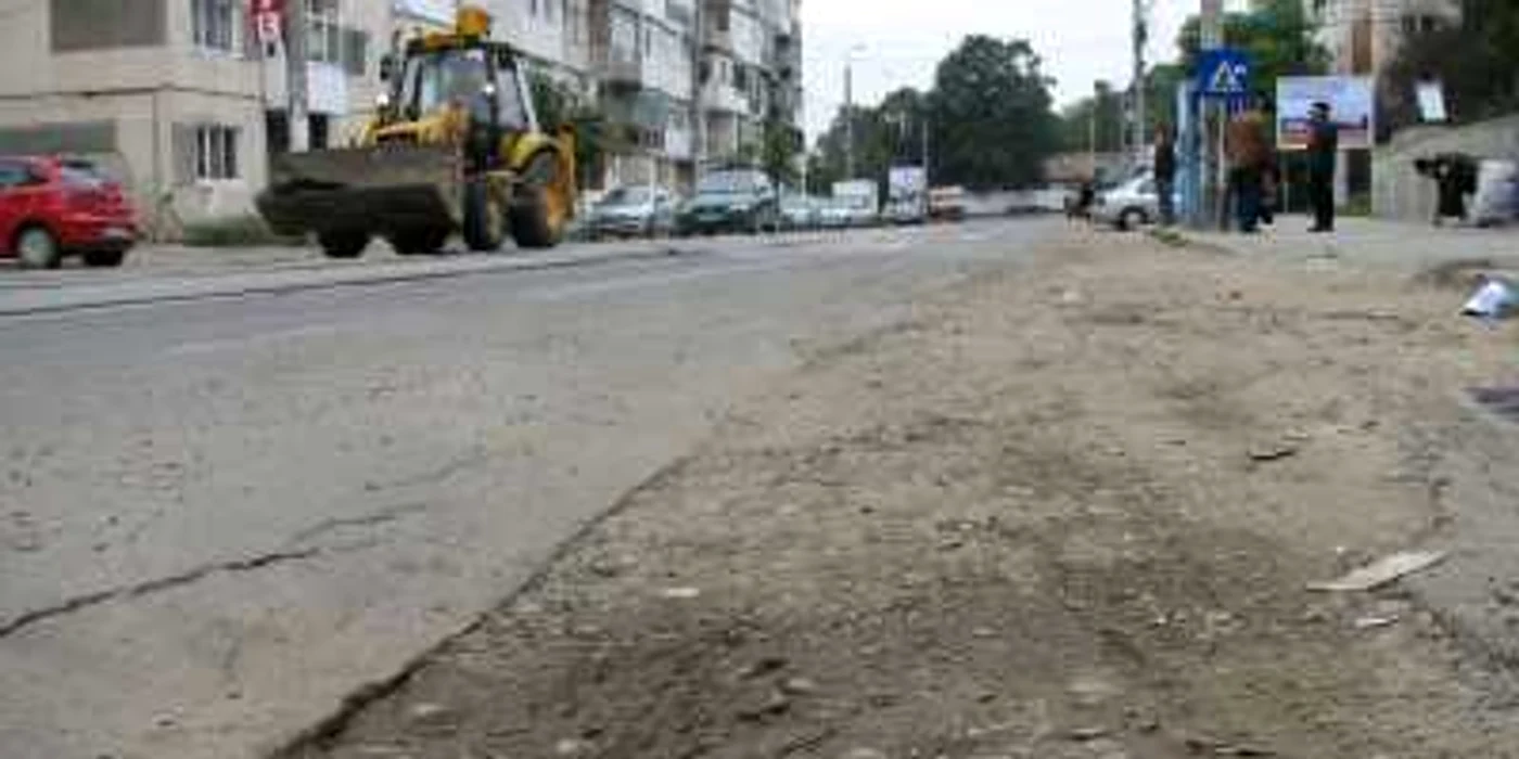 Pe Primăverii se va da în gropi şi în această iarnă