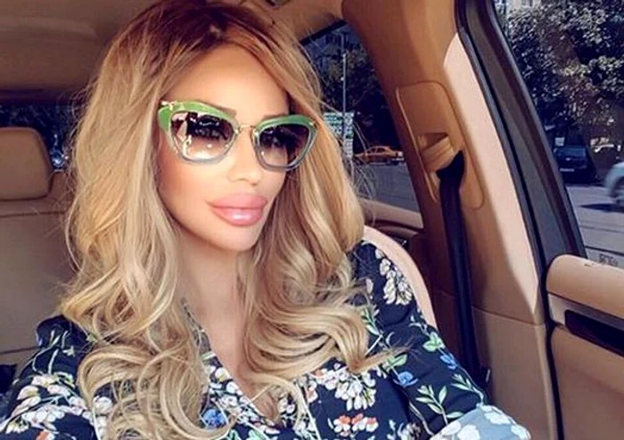 
    Aceasta este poza care i-a făcut pe fani să creadă că Bianca şi-a mărit buzelefoto: arhiva personală  