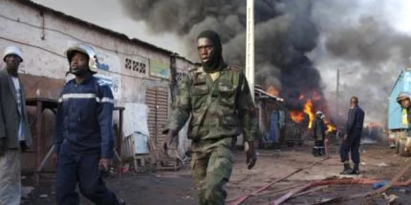 Mali este devastat de lupta dintre guvern şi insurgenţii islamişti