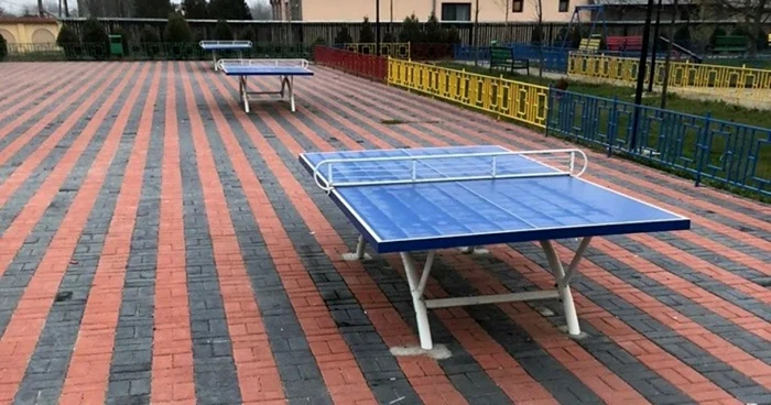 Mese de ping pong cumparate de comuna Ulmi