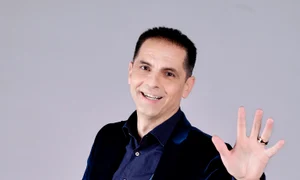 Dan Negru, prezentatorul show ului jpeg