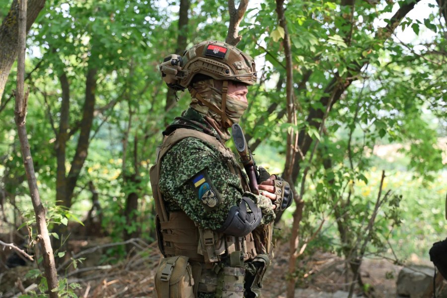 De la război la carteluri: Cum au aplică mercenarii columbieni tacticile învățate în Ucraina