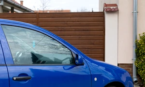 masina parcata ilegal, foto shutterstock jpg
