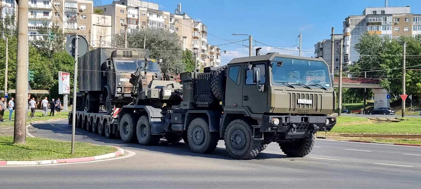 Transportul de echipamente militare, îngreunat de infrastructura precară FOTO arhiva Adevărul