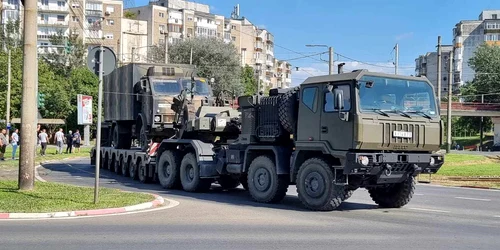 convoi militar 1 jpg