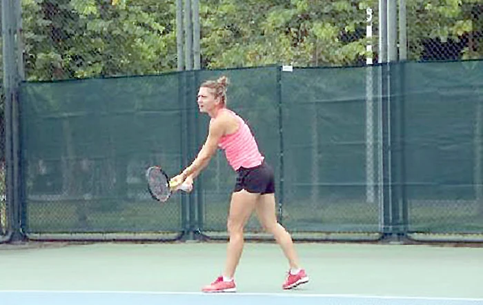 Simona, la primul  antrenament  în China 