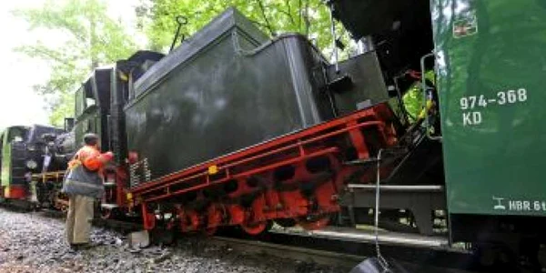 Germania: 52 de persoane rănite în urma unei coliziuni între două trenuri