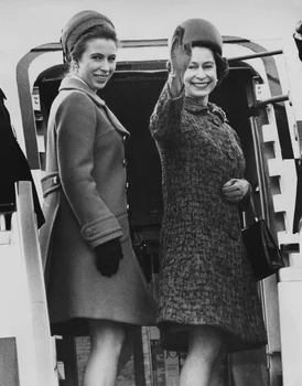 Queen And Princess Depart jpeg