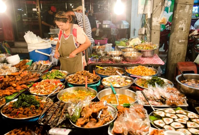 Thailanda este doar una dintre țările în care cuplul s-a bucurat de preparate exotice